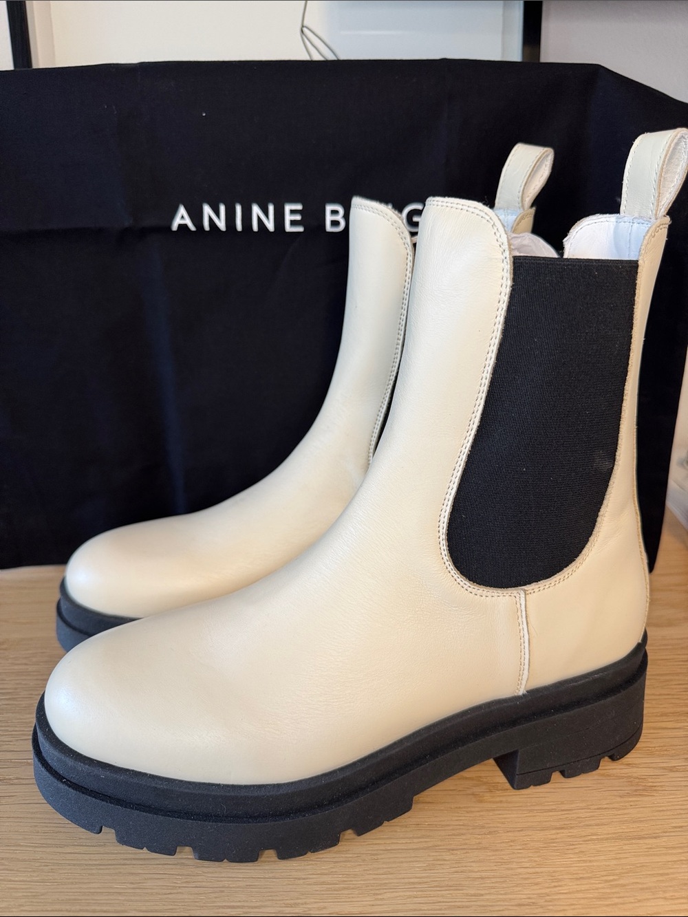 Anine Bing Women's Cream Leather Chelsea Boots NIB Size 9